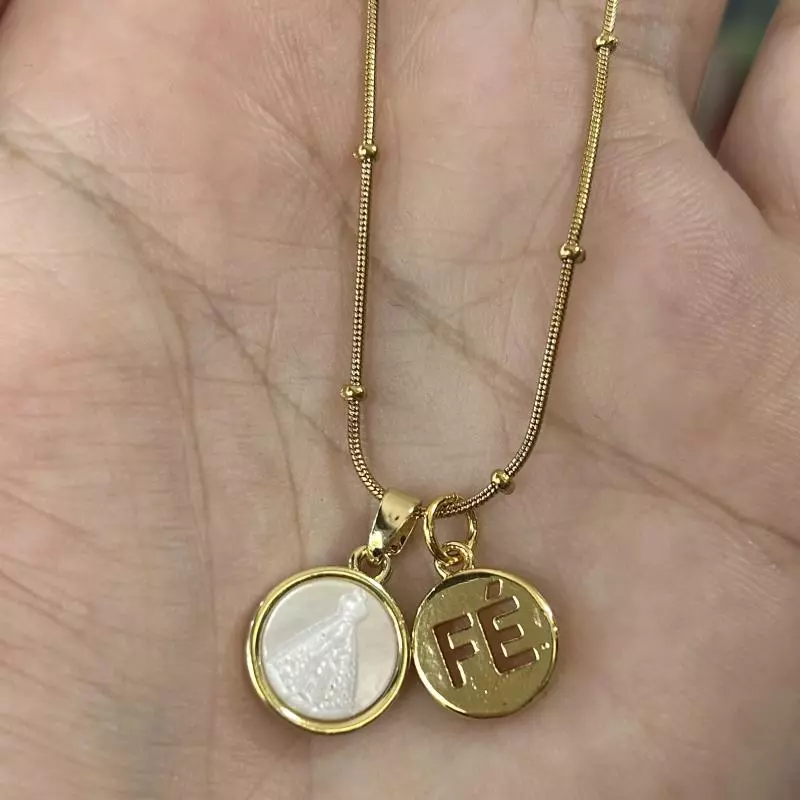 Collar virgen del Valle nacar