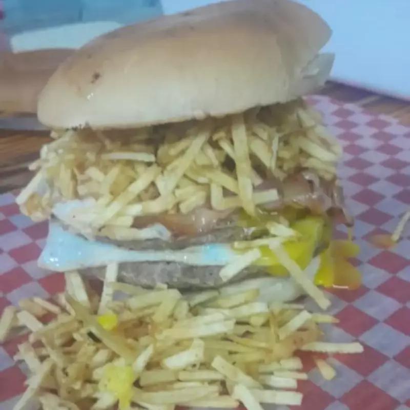 Super hamburguesa doble c/papas