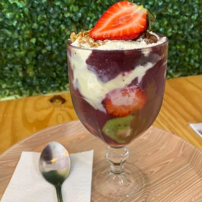 AÇAI NA TAÇA