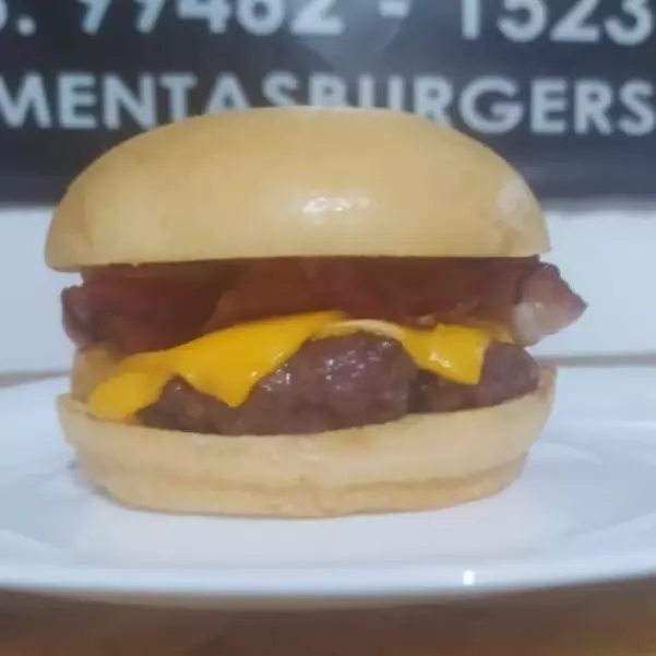 CHEDDAR BACON BURGER