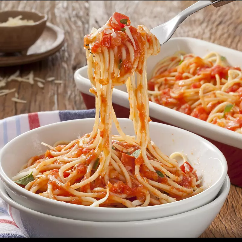 MACARRÃO AO SUGO