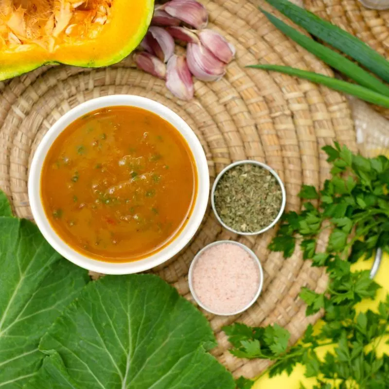 SOPA DE CABOTIA COM CARNE DESFIADA