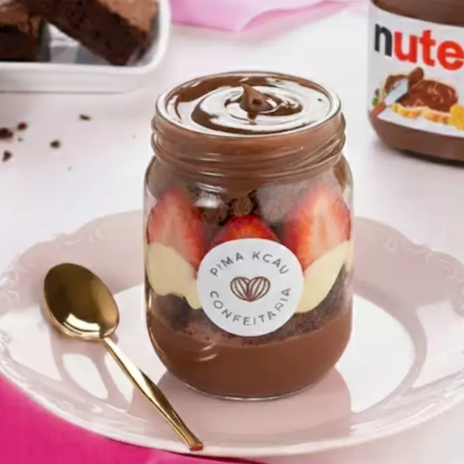 Brownie no Pote Nutella e Morango