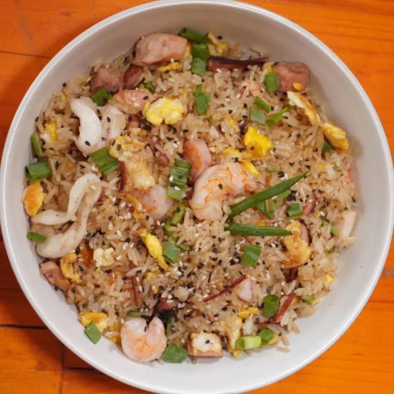 Arroz chaufa de mariscos