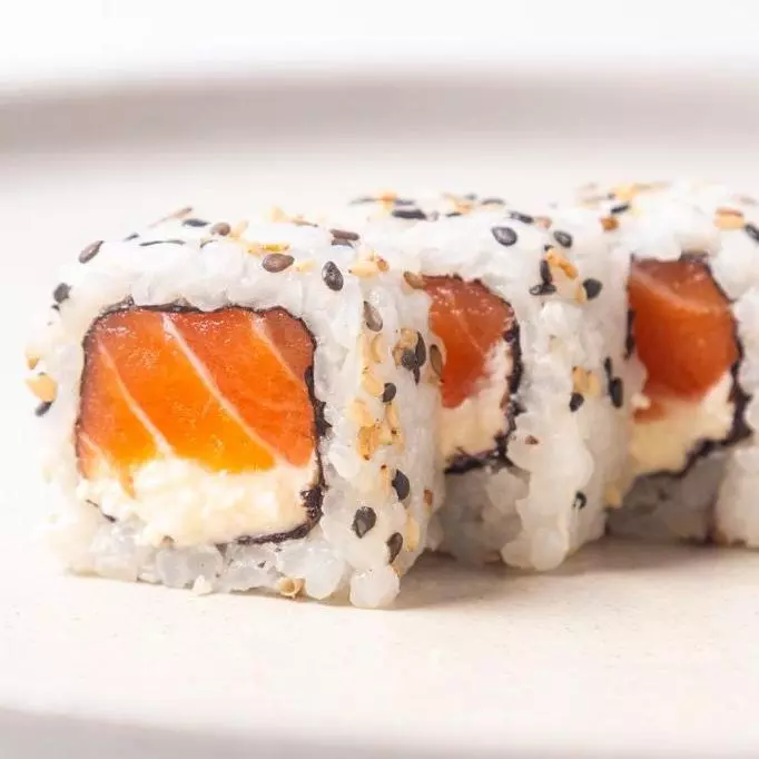 Uramaki de Salmão