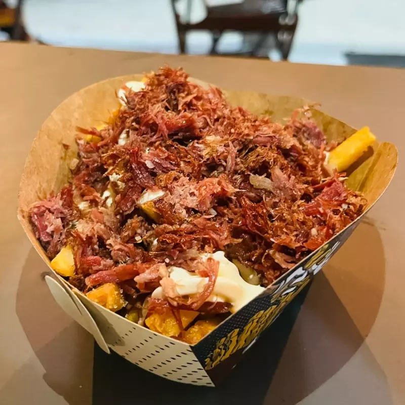 1/2 batata c/ carne seca