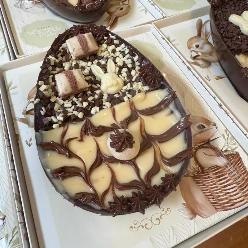 Ovo de Colher Leite Ninho c/ Nutella