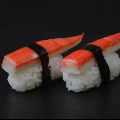 4 peças de Niguiri de Cani