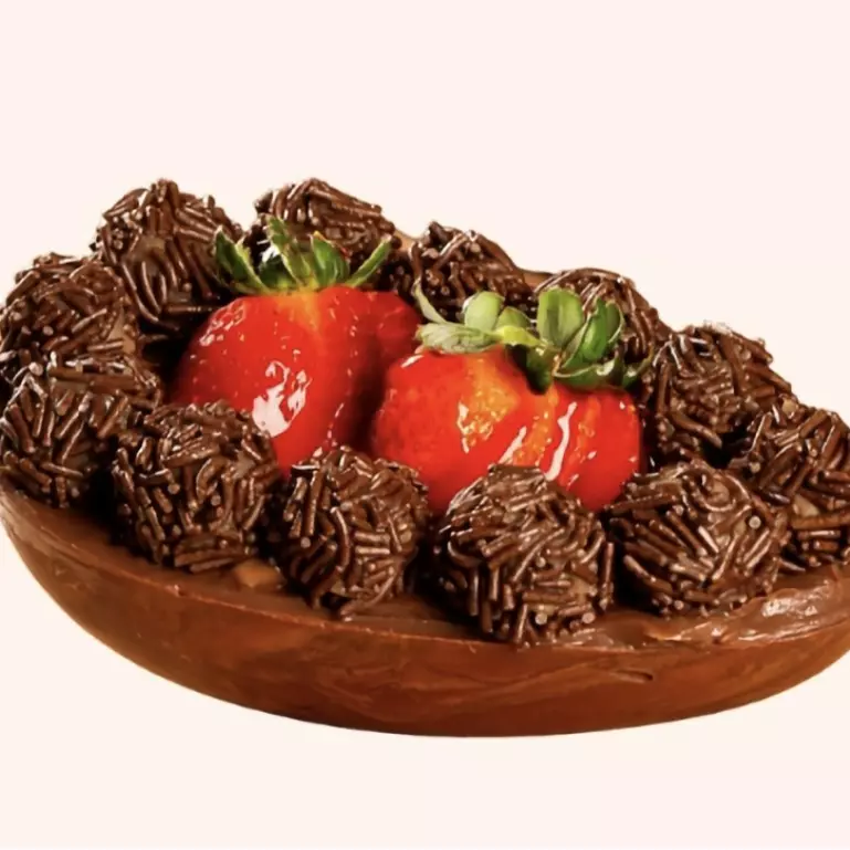 Ovo Páscoa Brigadeiro&Morangos