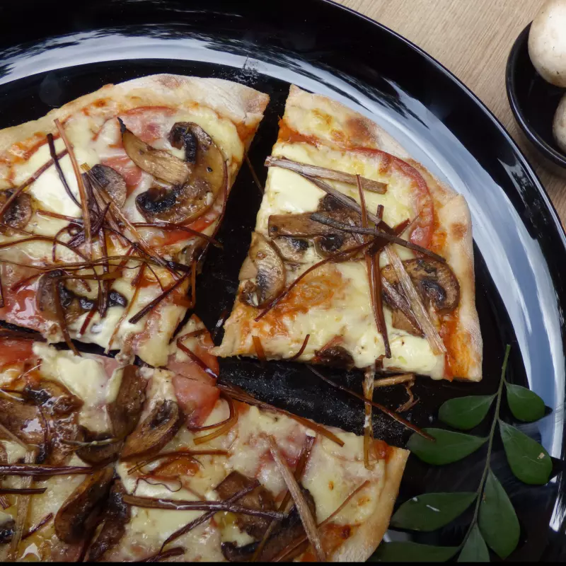 Pizza PeperoCream