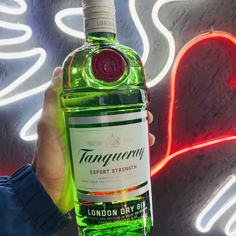 GIN TANQUERAY