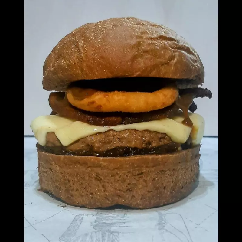 DG Onions + batata rustica + bebida