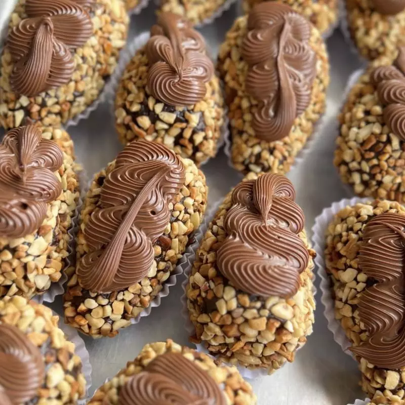 Coxinha de morango Crocante Real