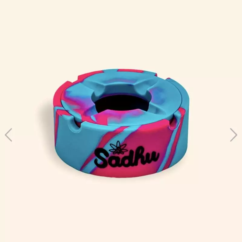 Cinzeiro Silicone Sadhu - P