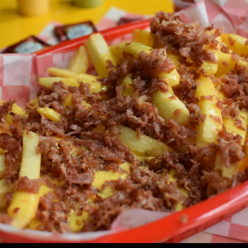 TOCI-PAPAS & CHESSEE