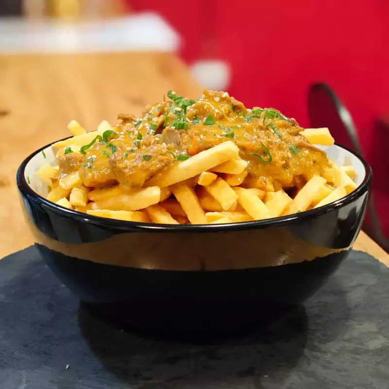 Porcion papas cheeddar carne