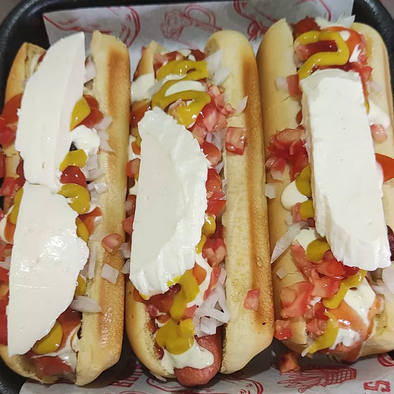 3 HOT DOGS SENCILLOS X 90