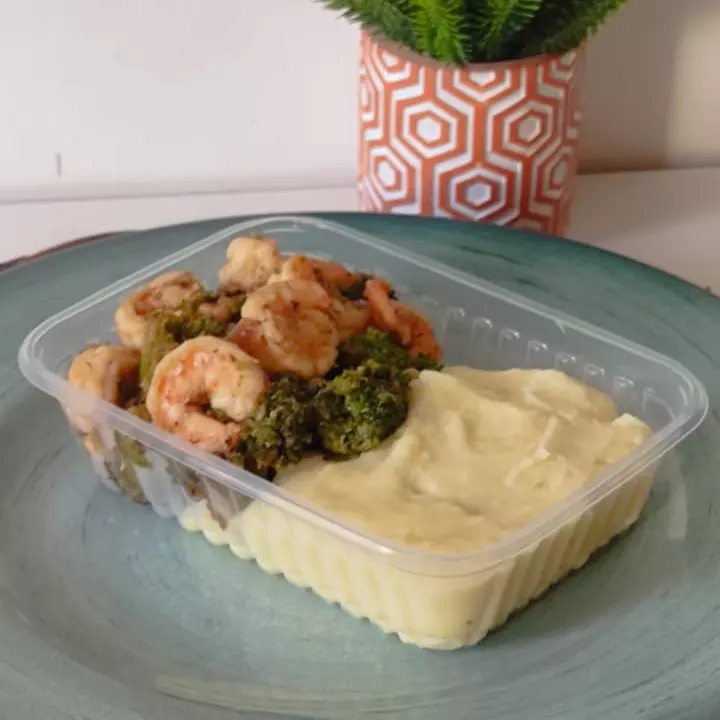 Camarão com brocolis grelhado(copy)