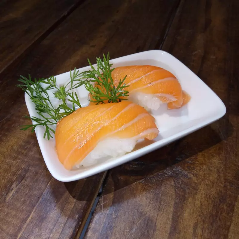 SUSHI DE SALMÃO ( UNIDADE )