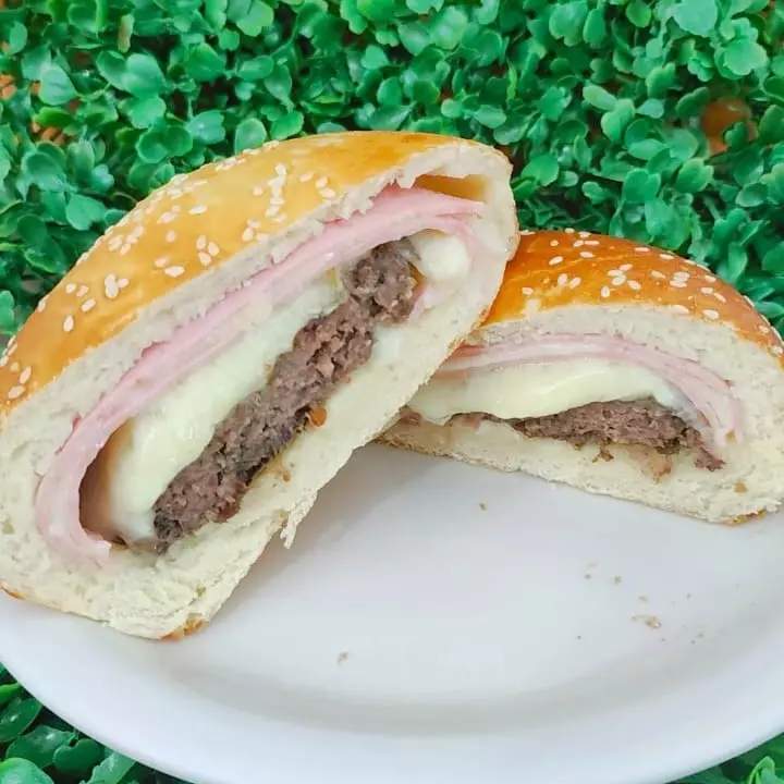HAMBÚRGUER AO FORNO