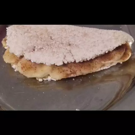 Tapioca de Banana e Queijo e Canela