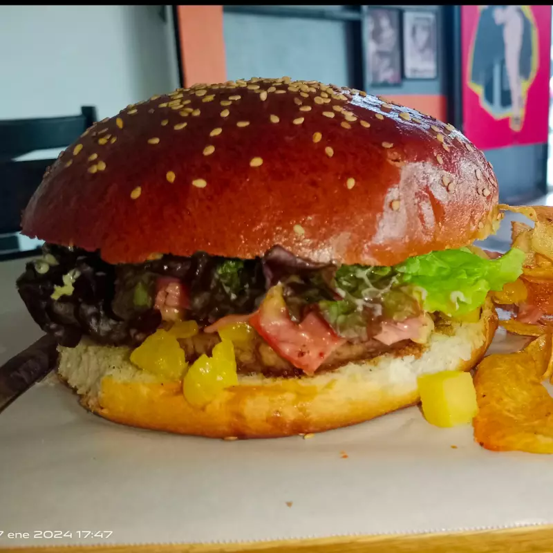 HAWAIANA BURGER