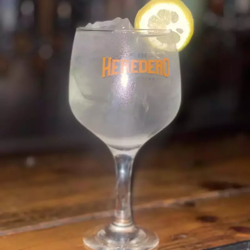 Gin Tonic tirado