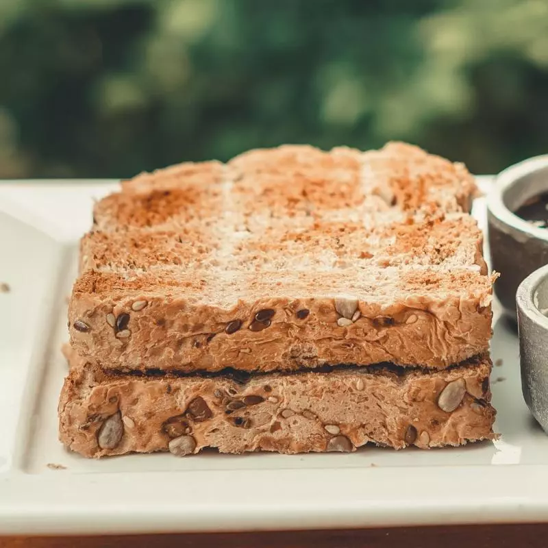 INFUSION + TOSTADAS INTEGRALES