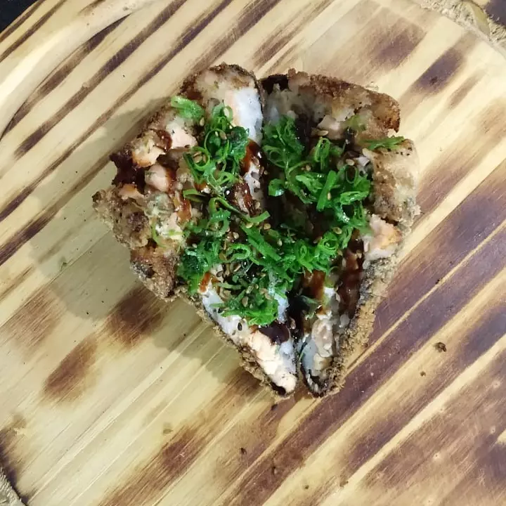 Temaki Salmão e Camarão Hot