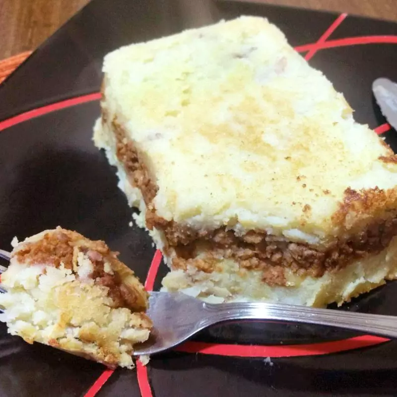 ESCONDIDINHO DE CARNE MOIDA