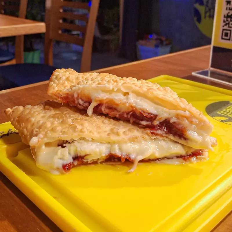 ROMEU E JULIETA DO QUINTAL 15CM