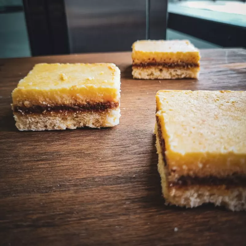 PORCION RICOTA CON DULCE DE LECHE