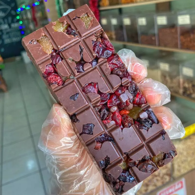 Barra de chocolate 70% c/ frutas