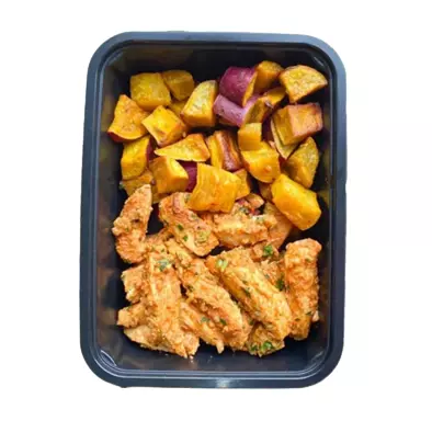 BATATA DOCE COM FRANGO AO CURRY