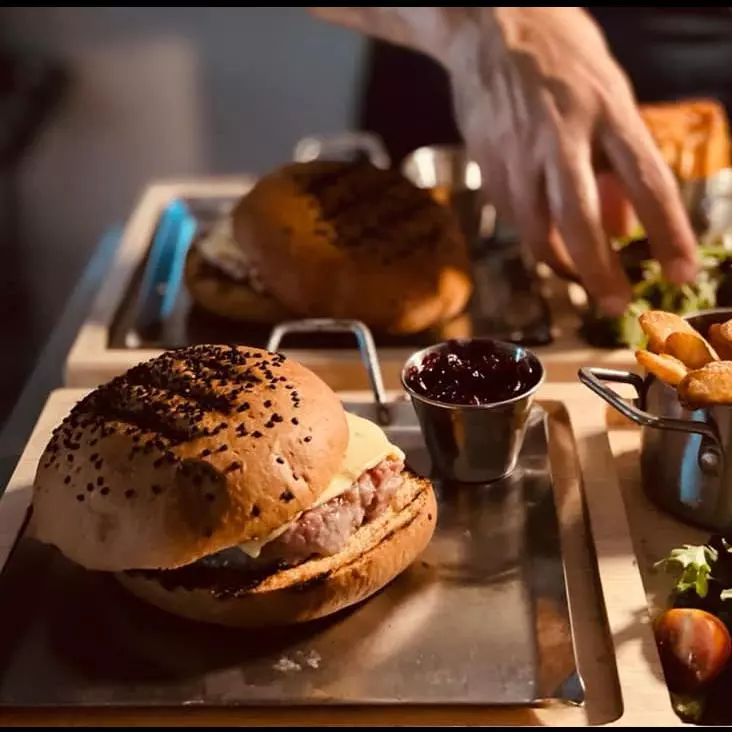 Hamburguesa de Rib Eye con panceta 220 gr