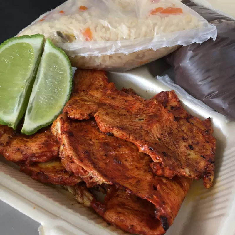 Pechuga a la Yucateca