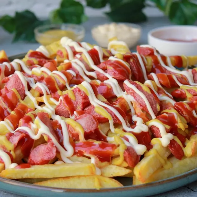 Salchipapa