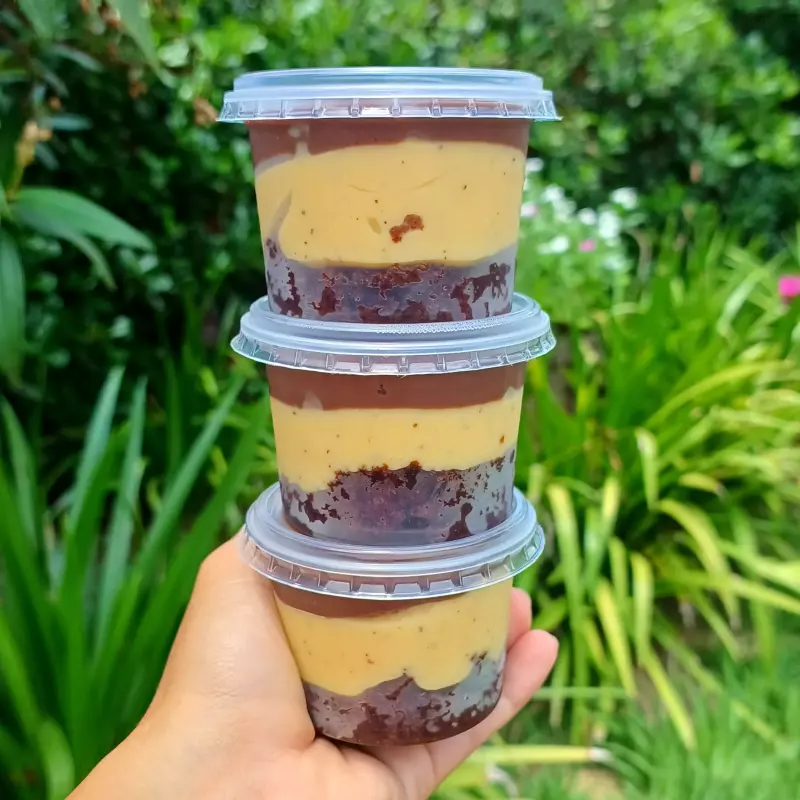 TORTA NO POTE DE MARACUJÁ