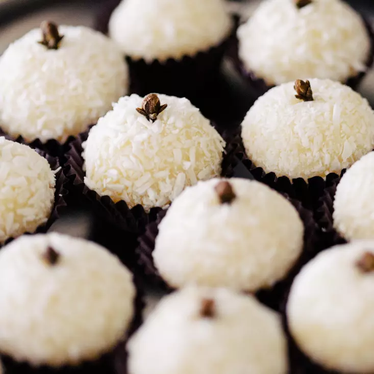 Beijinho de Coco - 25 un - 18gr