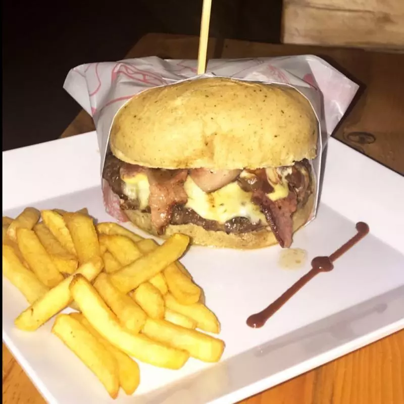 Burguér Especial de Tocienta