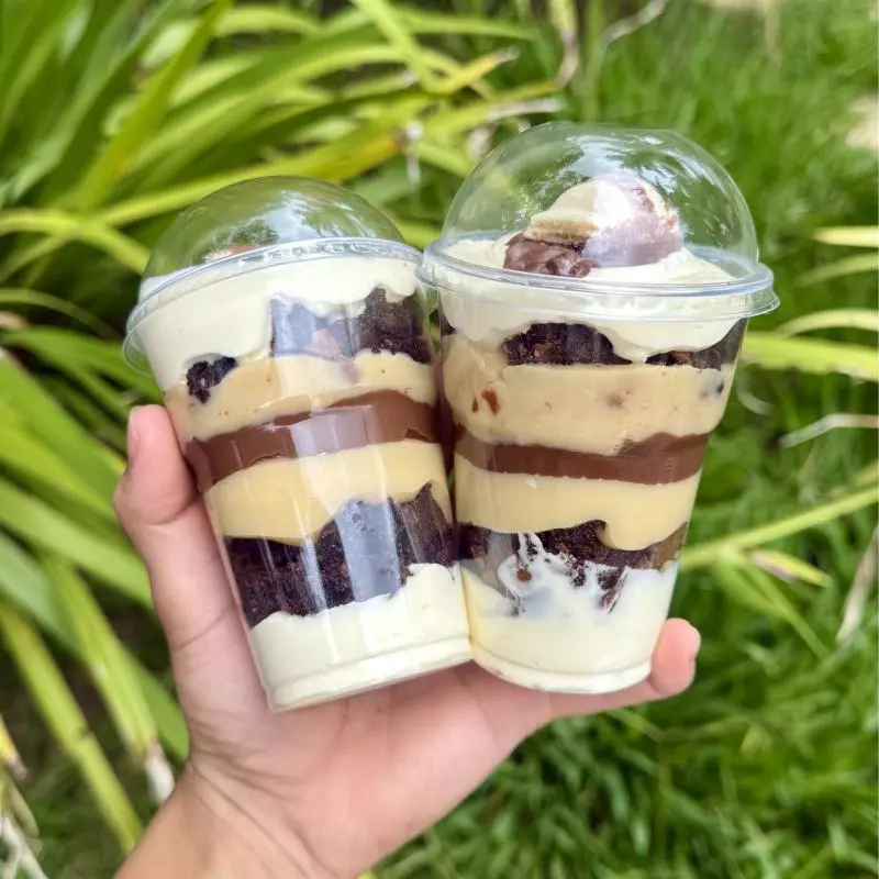 COPO KINDER COM NUTELLA