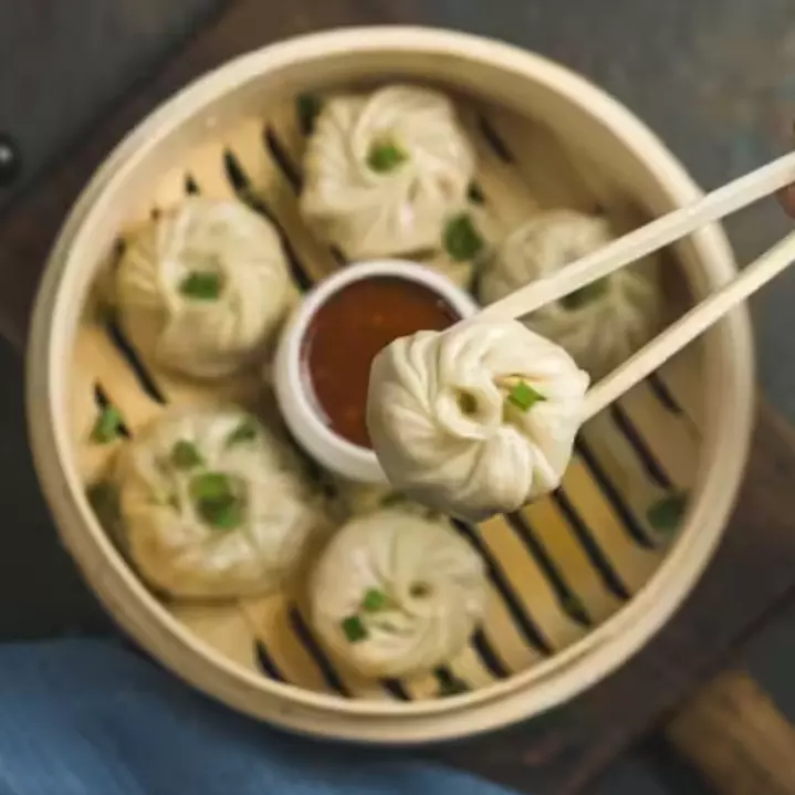 Steam Momo