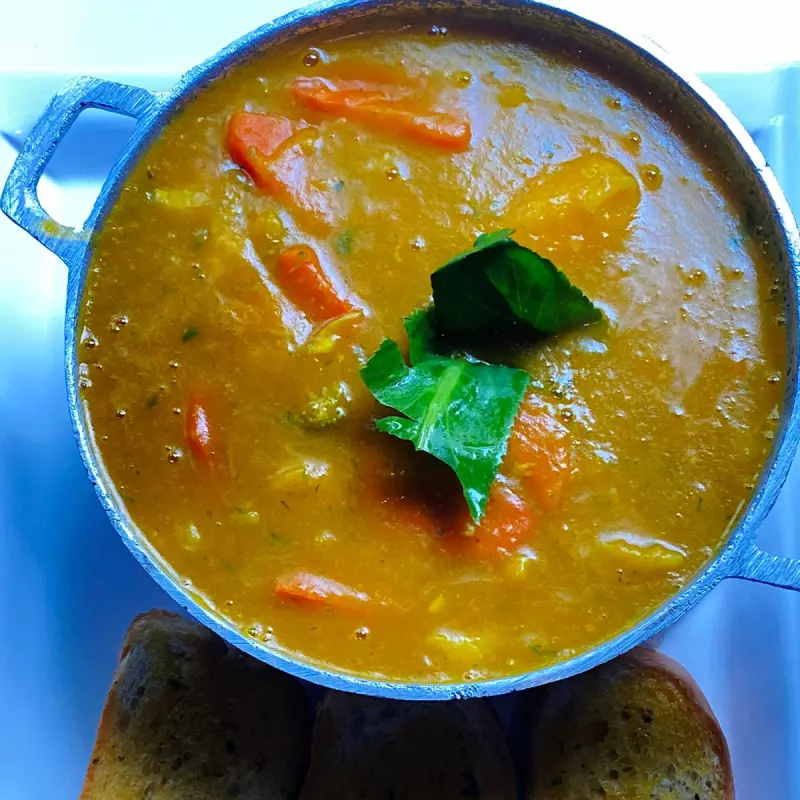 Sopa de Pollo