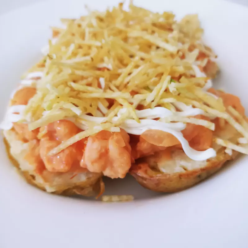 Batata recheada strogonoff camarão