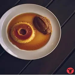 FLAN WITH DULCE DE LECHE