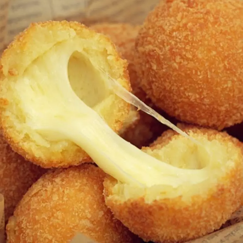 Bolinha de 4 Queijo