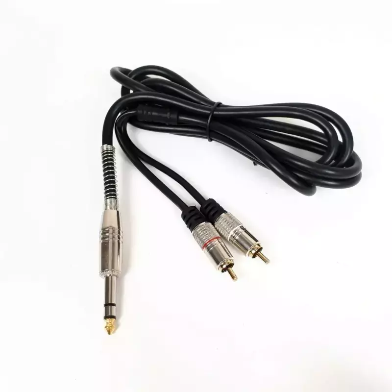 CABO P10 ESTEREO / RCA DOURADO MXT