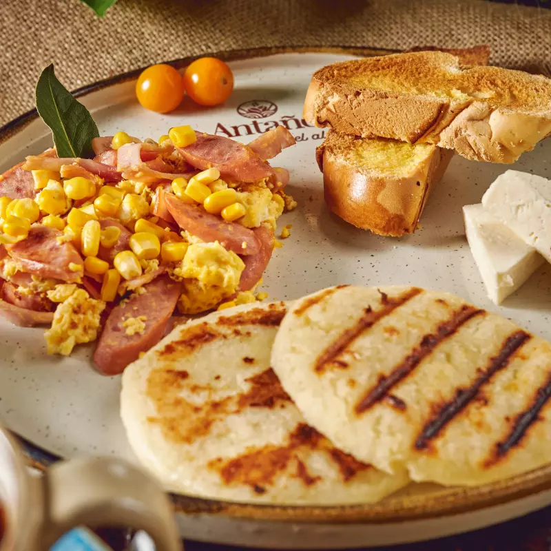 Desayuno ranchero con bebida