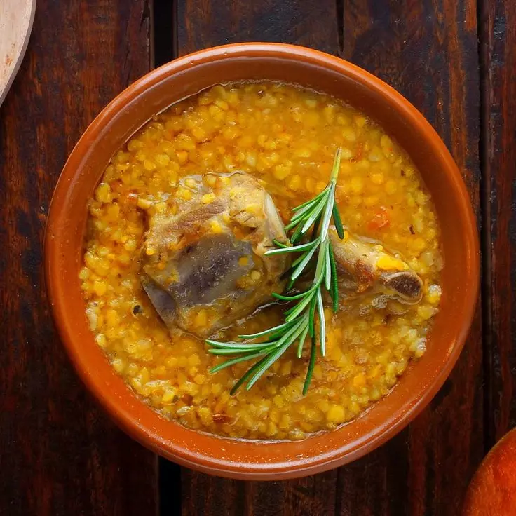 canjica com costelinha