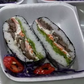 ONIGIRAZU SUSHI SANDWICH